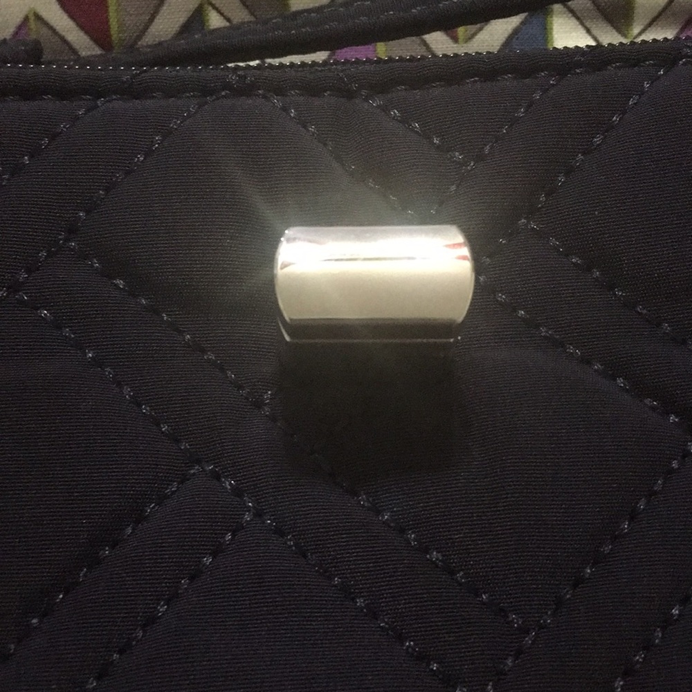 Vera Bradley Wristlet, Navy, new - Picture 5 of 7
